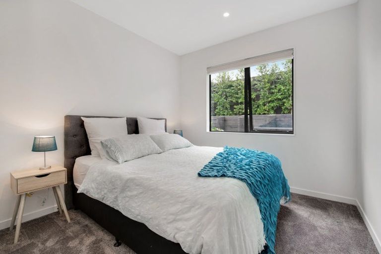 Photo of property in 22 Takurua Terrace, Orewa, 0931