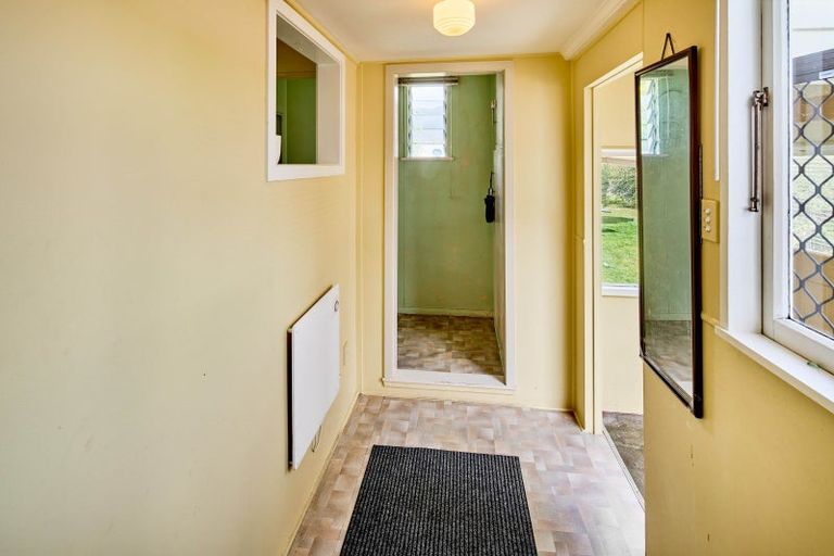 Photo of property in 154 Randwick Road, Moera, Lower Hutt, 5010