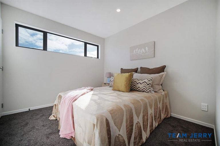 Photo of property in 67 Whare Kauri Road, Papakura, 2110
