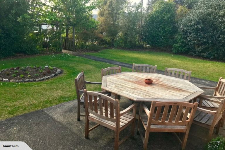 Photo of property in 50 Pagitt Street, Coromandel, 3506