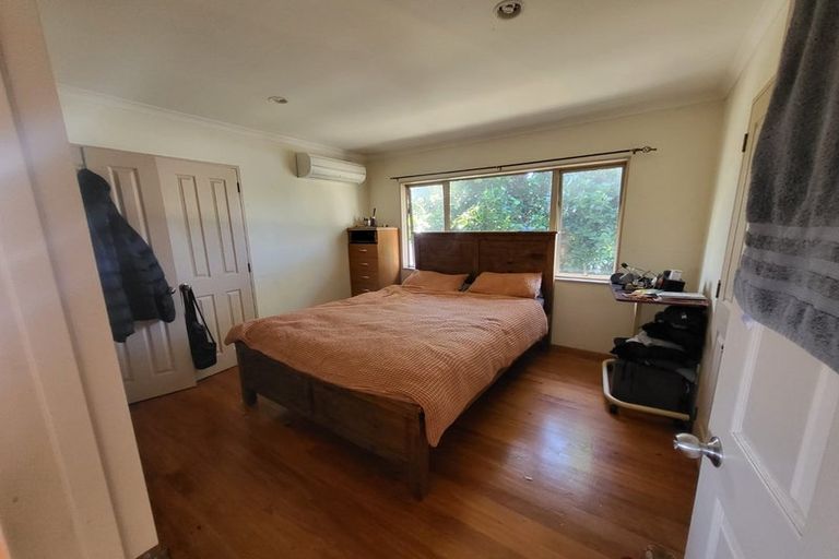 Photo of property in 7a Waterfront Road, Mangere Bridge, Auckland, 2022