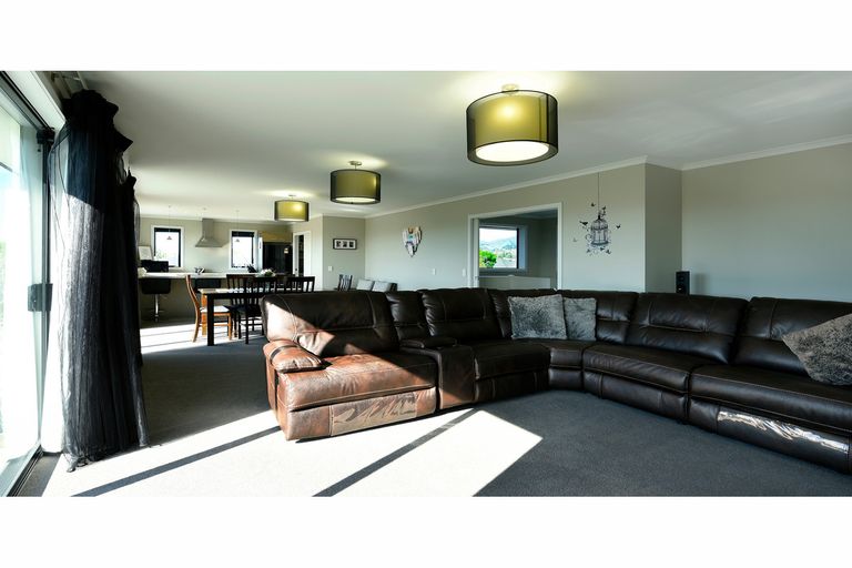 Photo of property in 31 Kendall View, Stoke, Nelson, 7011