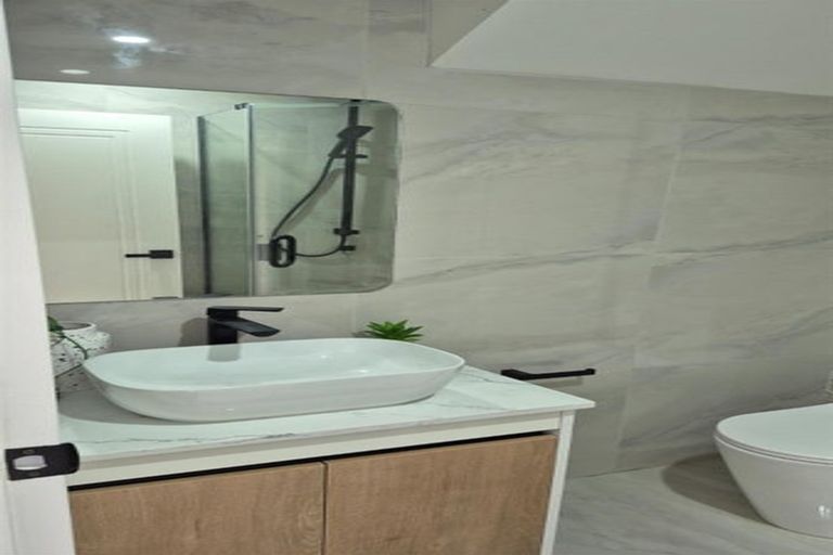 Photo of property in 2/7 Woolfield Road, Papatoetoe, Auckland, 2025