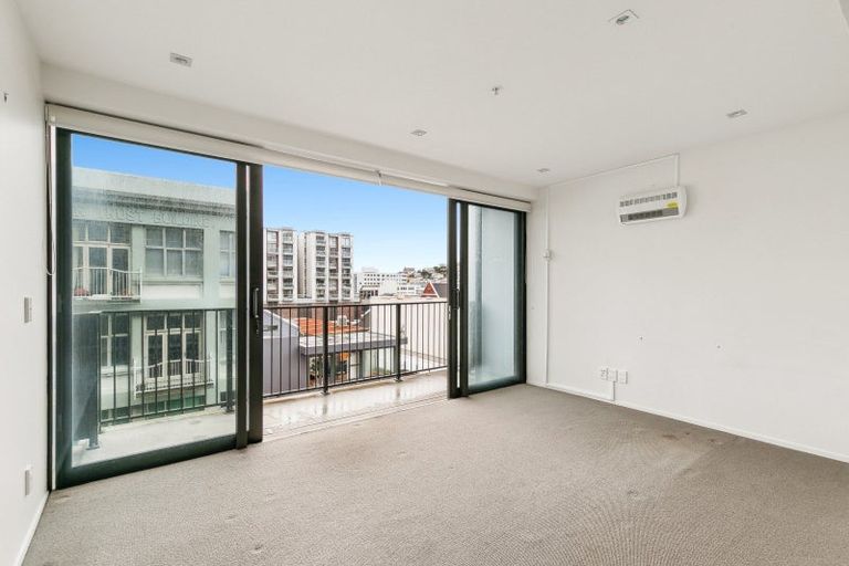 Photo of property in Forte Apartments, 52/13 College Street, Te Aro, Wellington, 6011