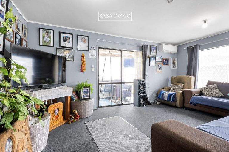 Photo of property in 2/4 Colin Street, Mangere, Auckland, 2022
