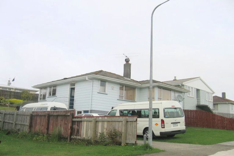 Photo of property in 12 Desert Gold Street, Ascot Park, Porirua, 5024
