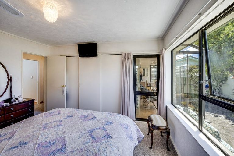 Photo of property in 6a Chester Street, Taradale, Napier, 4112