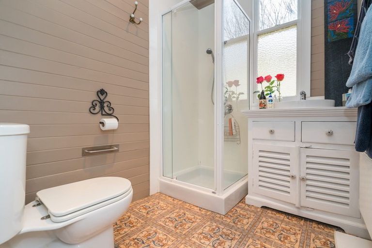 Photo of property in 10 Hill Street, Lawrence, 9532