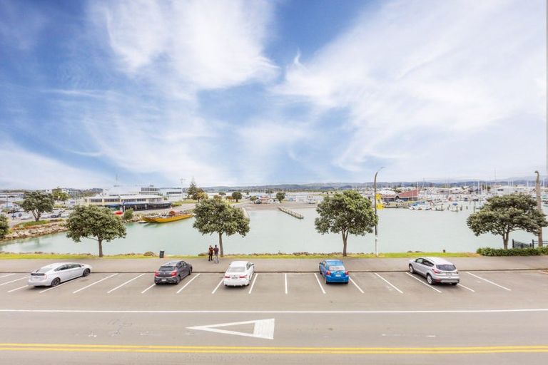 Photo of property in 10/26 West Quay, Ahuriri, Napier, 4110