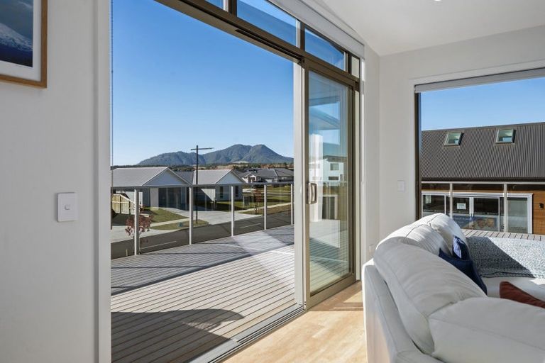 Photo of property in 30 Wai Terrace, Wharewaka, Taupo, 3330