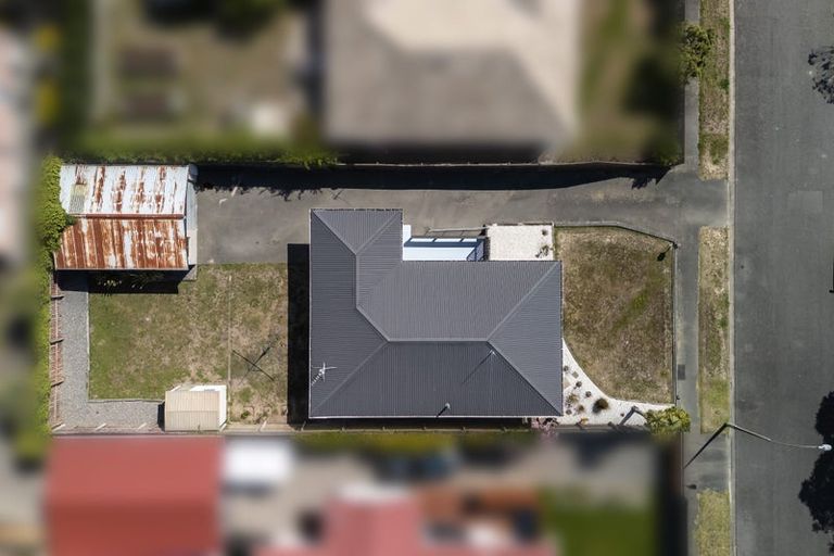 Photo of property in 27 Monowai Crescent, North New Brighton, Christchurch, 8083