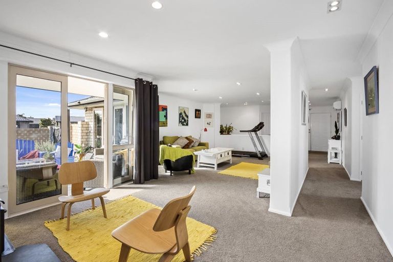 Photo of property in 2 Shearwater Drive, Woolston, Christchurch, 8023