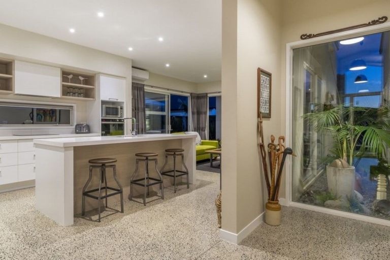 Photo of property in 20 Saint Pauls Drive, Brookfield, Tauranga, 3110