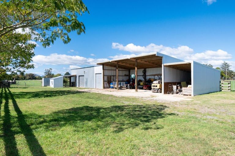 Photo of property in 14 Stock Road, Bridge Pa, Hastings, 4175