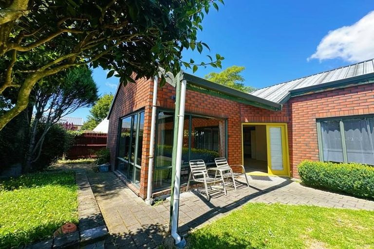 Photo of property in 40b Yardley Street, Avonhead, Christchurch, 8042