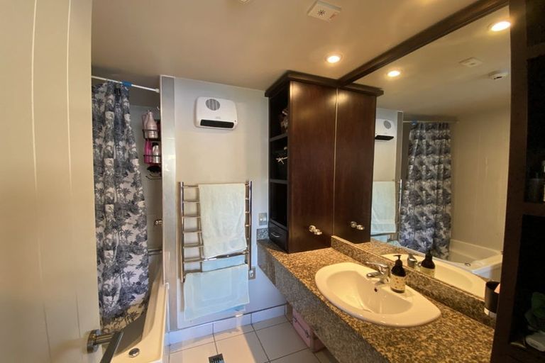 Photo of property in Breakfree Alpine Village, 18/643 Frankton Road, Queenstown, 9300