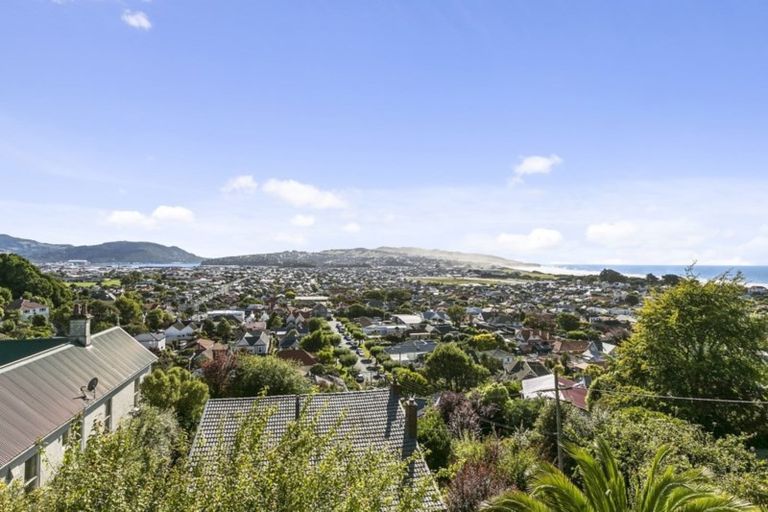 Photo of property in 32 Motu Street, Saint Clair, Dunedin, 9012