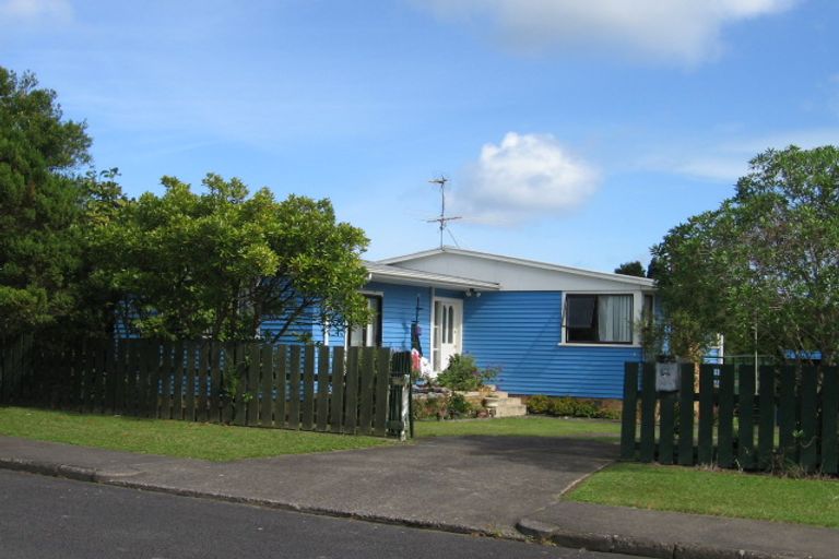 Photo of property in 26 Kingdale Road, Henderson, Auckland, 0610