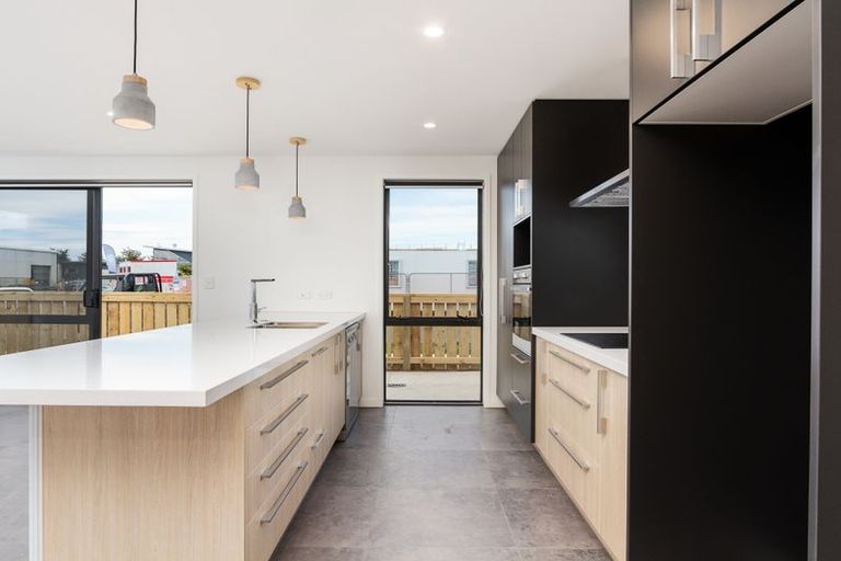 Photo of property in 25 Marion Crescent, Papamoa Beach, Papamoa, 3118