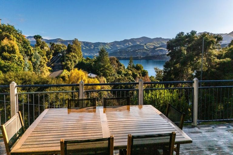 Photo of property in 20 Quail Crescent, Takamatua, 7581