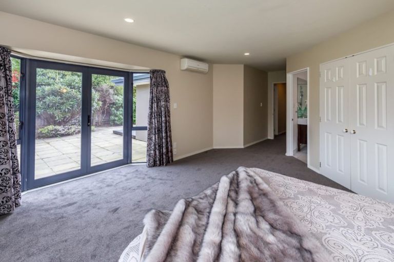 Photo of property in 4 Forest Drive, Parklands, Christchurch, 8083