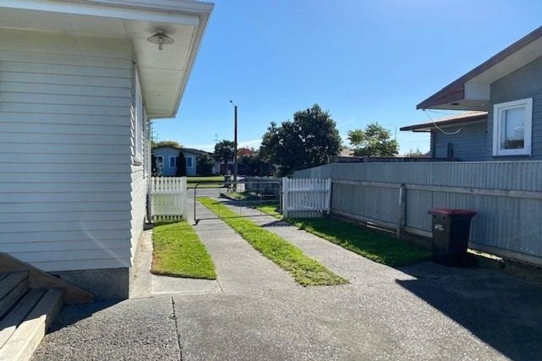 Photo of property in 91 Clarence Cox Crescent, Pirimai, Napier, 4112
