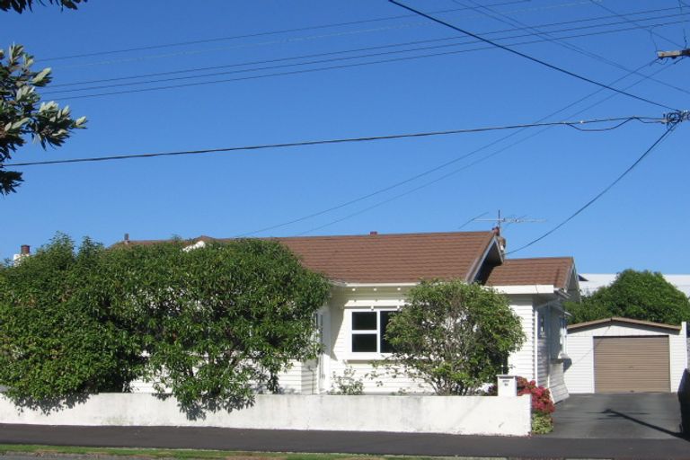 Photo of property in 32 Hume Street, Alicetown, Lower Hutt, 5010
