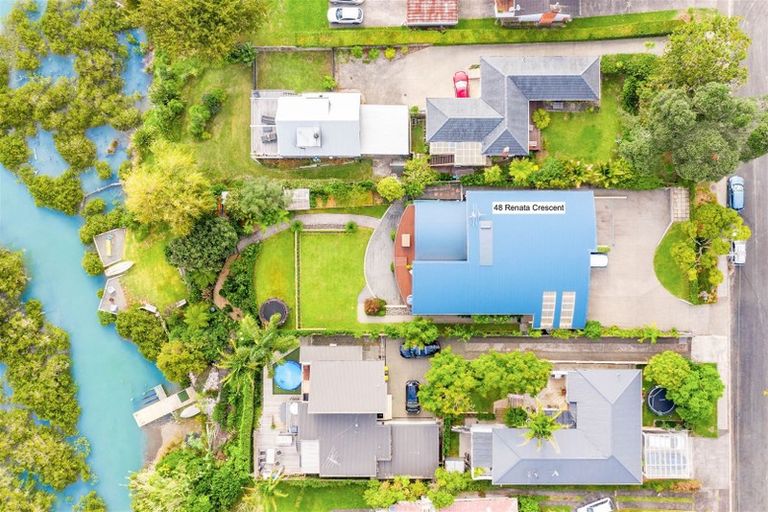 Photo of property in 48 Renata Crescent, Te Atatu Peninsula, Auckland, 0610
