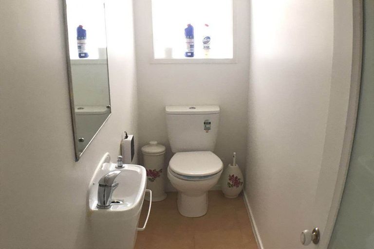 Photo of property in 1/111 Tirimoana Road, Te Atatu South, Auckland, 0602