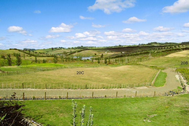 Photo of property in 20c Valley View Lane, Hakaru, 0975