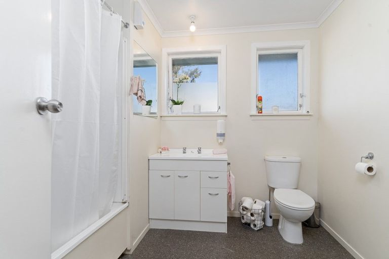 Photo of property in 45f Brandon Street, Featherston, 5710