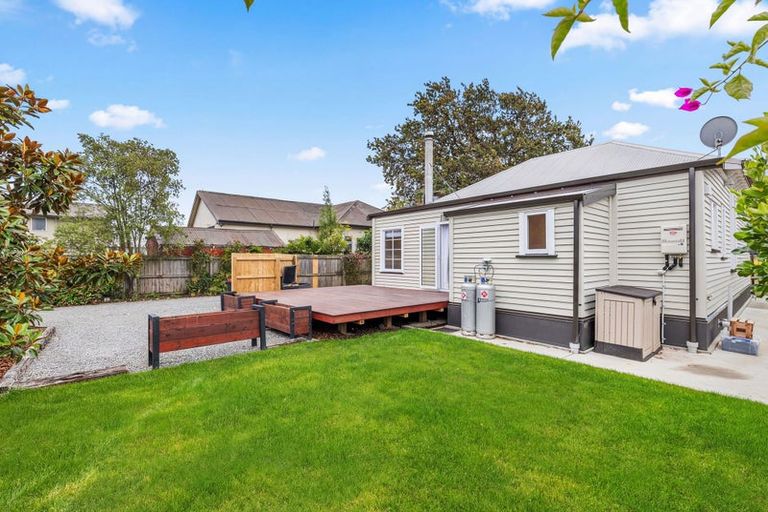 Photo of property in 1/156 Canon Street, Edgeware, Christchurch, 8013
