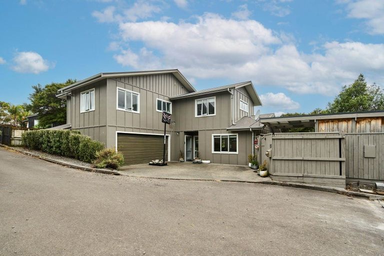 Photo of property in 15 Charlotte Way, Raumati South, Paraparaumu, 5032