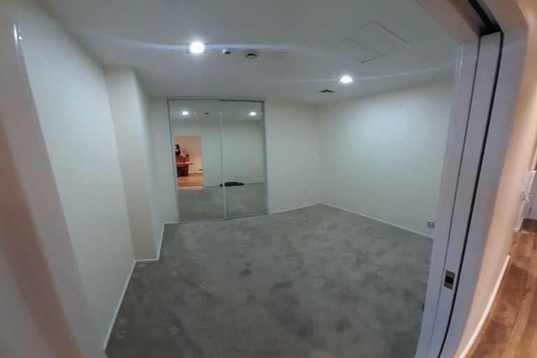 Photo of property in Shoal Haven Apartments, 510a/130 Anzac Street, Takapuna, Auckland, 0622