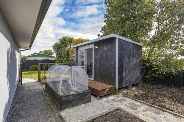 Photo of property in 14 Evesham Crescent, Spreydon, Christchurch, 8024