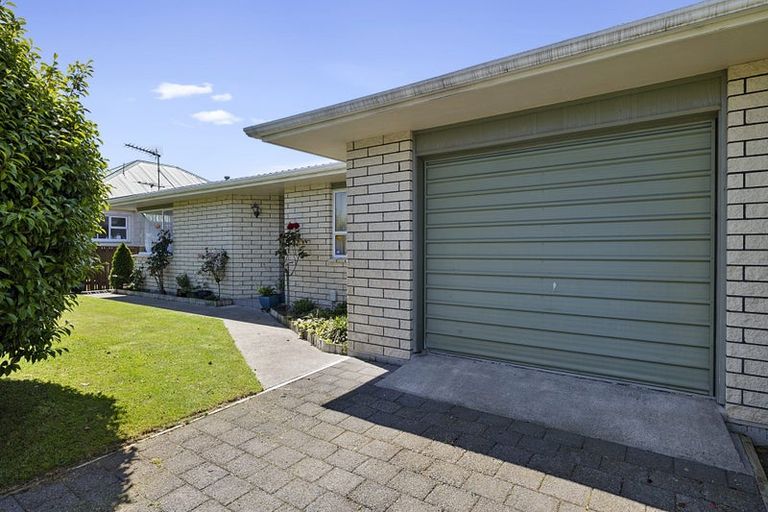 Photo of property in 1 Wrantage Street, Westown, New Plymouth, 4310