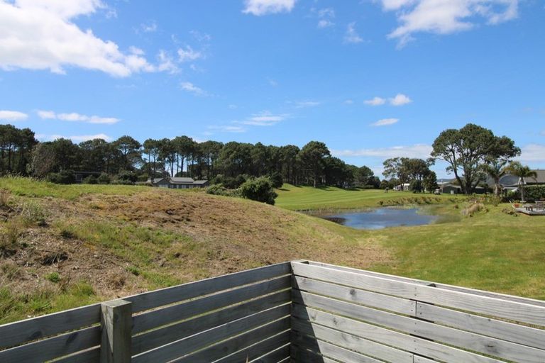 Photo of property in 130 Kelly Jade Avenue, Matarangi, Whitianga, 3592