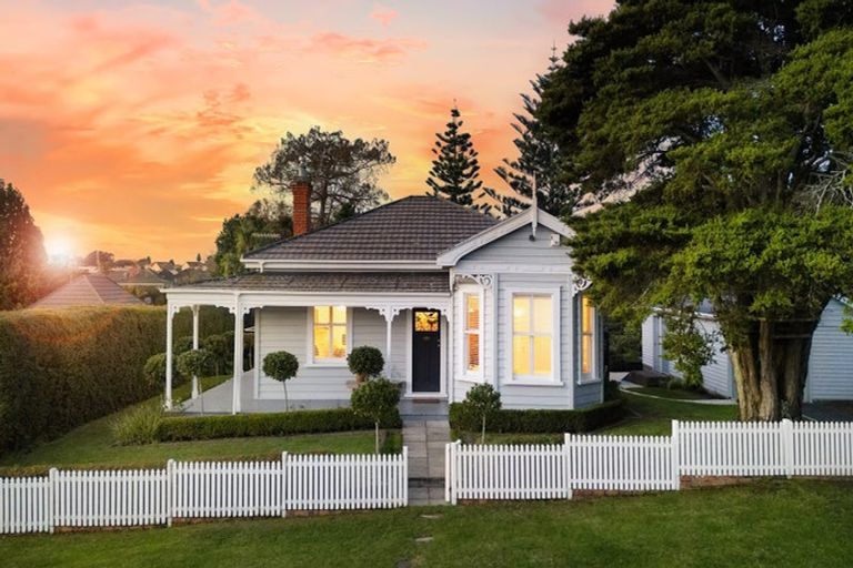 Photo of property in 43 Drake Street, Howick, Auckland, 2014