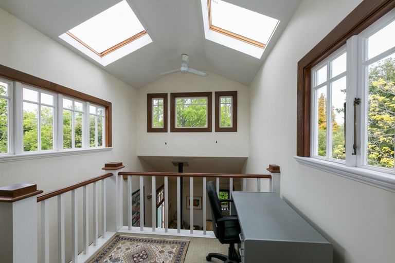 Photo of property in 38 Selwyn Road, Havelock North, 4130