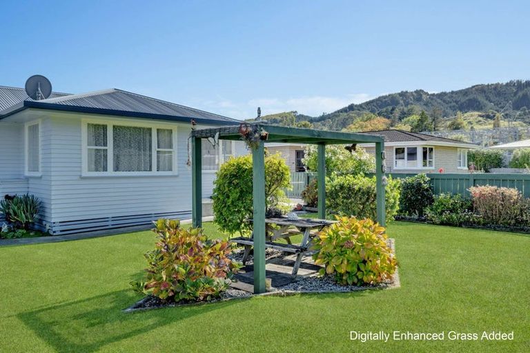 Photo of property in 28 Massey Road, Mangapapa, Gisborne, 4010
