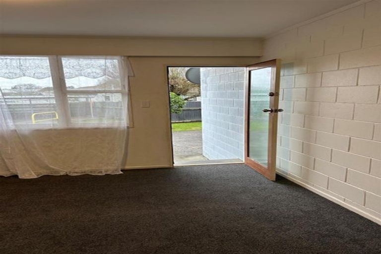 Photo of property in 2/243a St George Street, Papatoetoe, Auckland, 2025