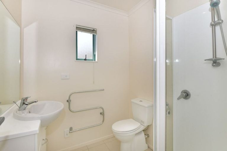 Photo of property in 16 Clea View, Gulf Harbour, Whangaparaoa, 0930