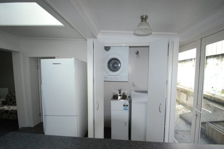 Photo of property in 13 Devon Street, Aro Valley, Wellington, 6021