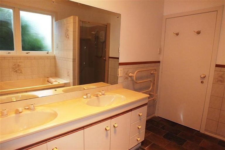 Photo of property in 468 Pine Valley Road, Dairy Flat, Silverdale, 0992