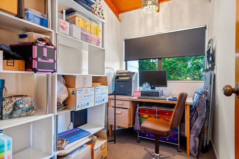 Photo of property in 2b Carr Street, Te Kamo, Whangarei, 0112