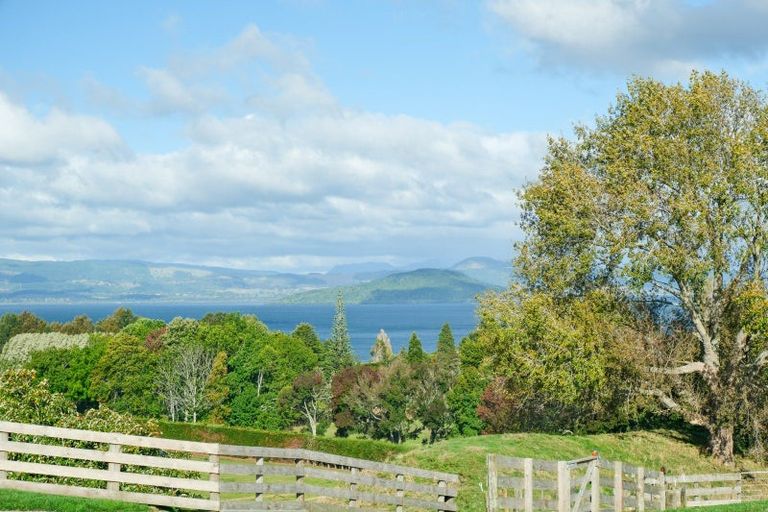 Photo of property in 21 Tauranga Direct Road, Hamurana, Rotorua, 3096