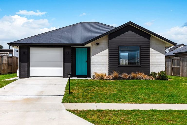 Photo of property in 42 Maunganamu Drive, Wharewaka, Taupo, 3330