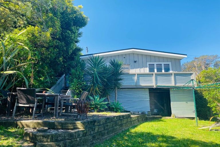 Photo of property in 109 Vipond Road, Stanmore Bay, Whangaparaoa, 0932