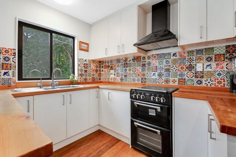 Photo of property in 295 Kanohi Road, Kaukapakapa, 0873