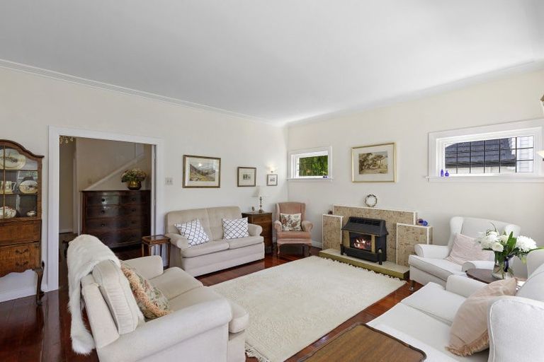 Photo of property in 18 Hathaway Avenue, Boulcott, Lower Hutt, 5010